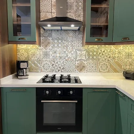 فيلة Guelyali Konaklari